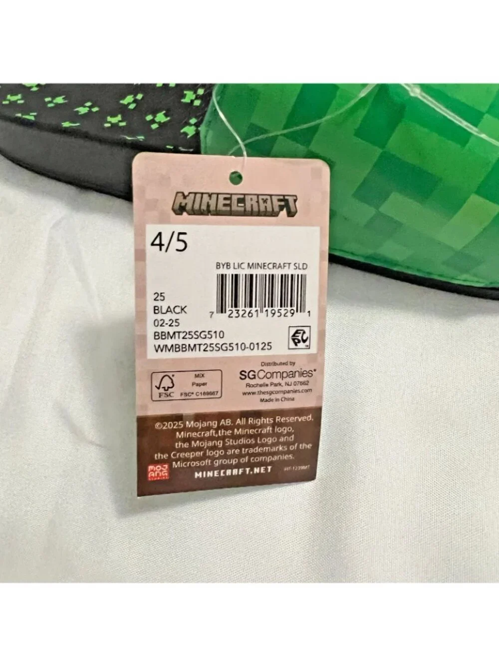 Minecraft Creeper Kids Slide Sandals - Size 4/5 - Green Black